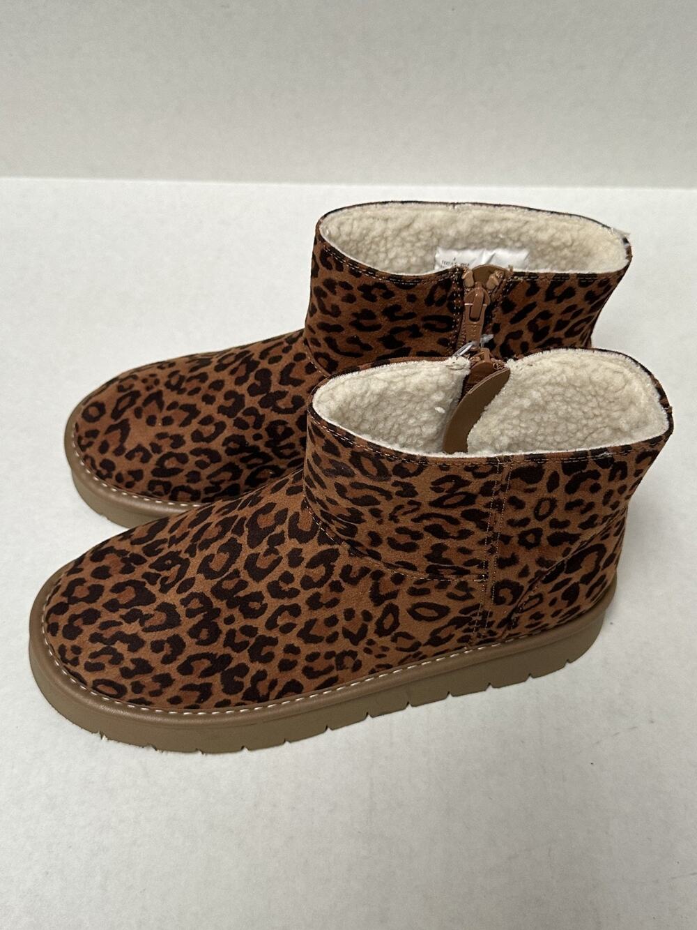 Cat & Jack Girls' Shoes Honor Faux Suede Style Boots Brown Size 4